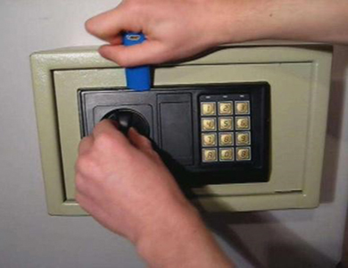 茂南24小时上门开锁公司