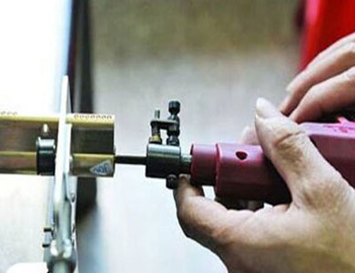 茂南24小时上门开锁公司