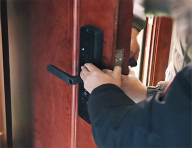 茂南24小时上门开锁公司